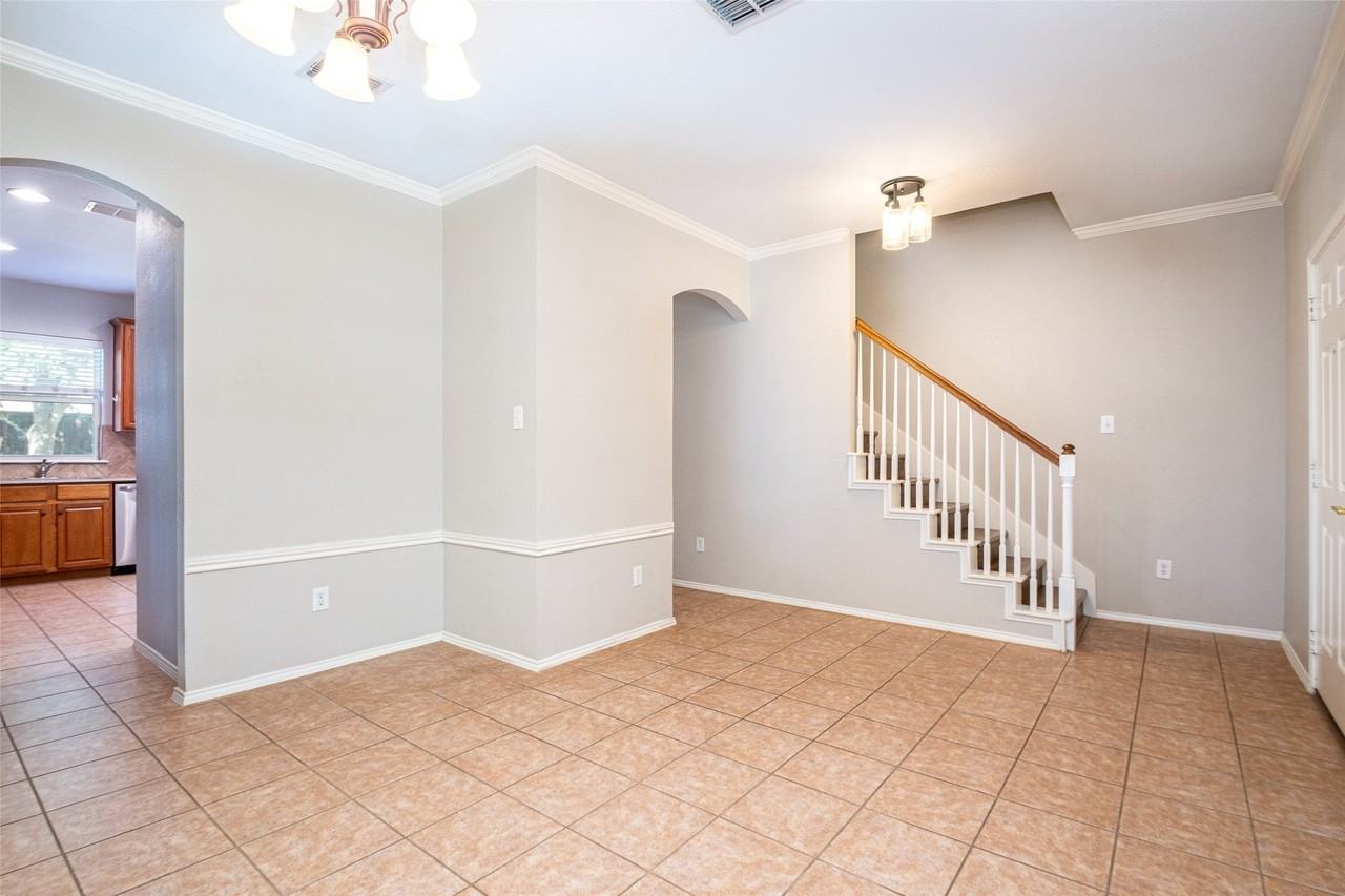 3904 Ironstone Ln - Photo 2 of 18