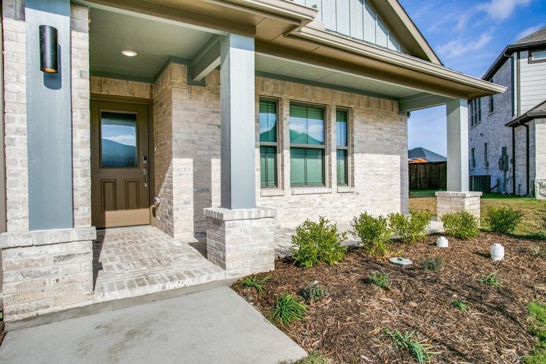 313 Ember Cir - Photo 3 of 25