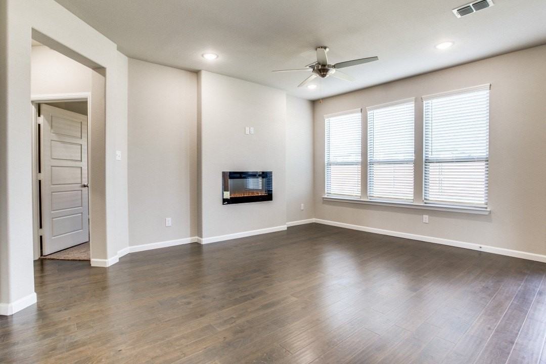 313 Ember Cir - Photo 6 of 25