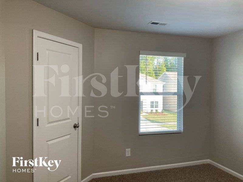 5510 Cobblestone Glen Dr - Photo 6 of 10