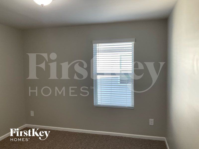 5510 Cobblestone Glen Dr - Photo 7 of 10