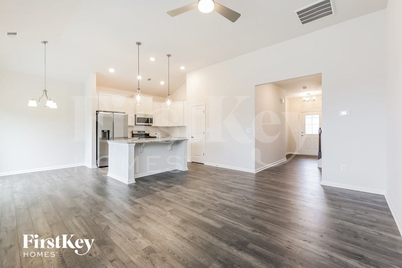 426 Stonefence Dr - Photo 3 of 15