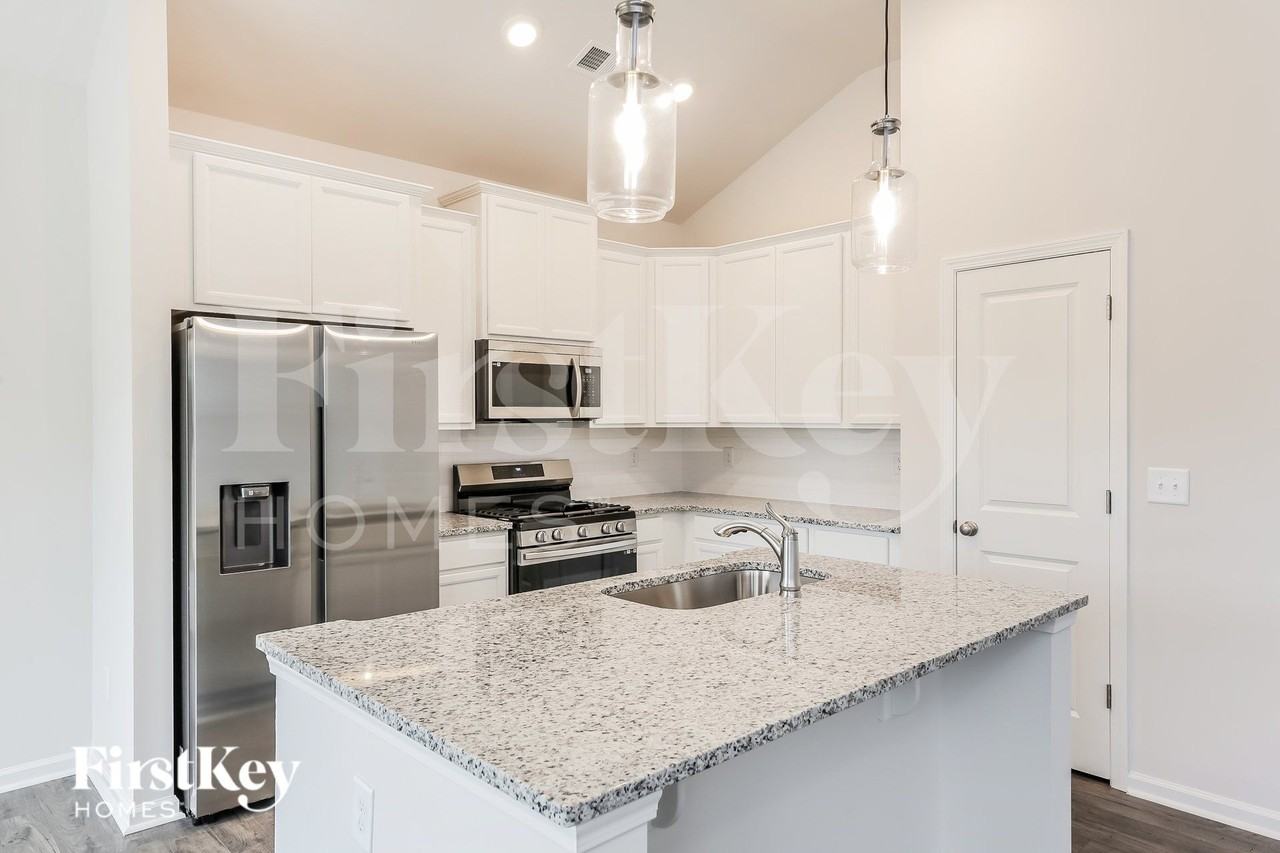 426 Stonefence Dr - Photo 7 of 15