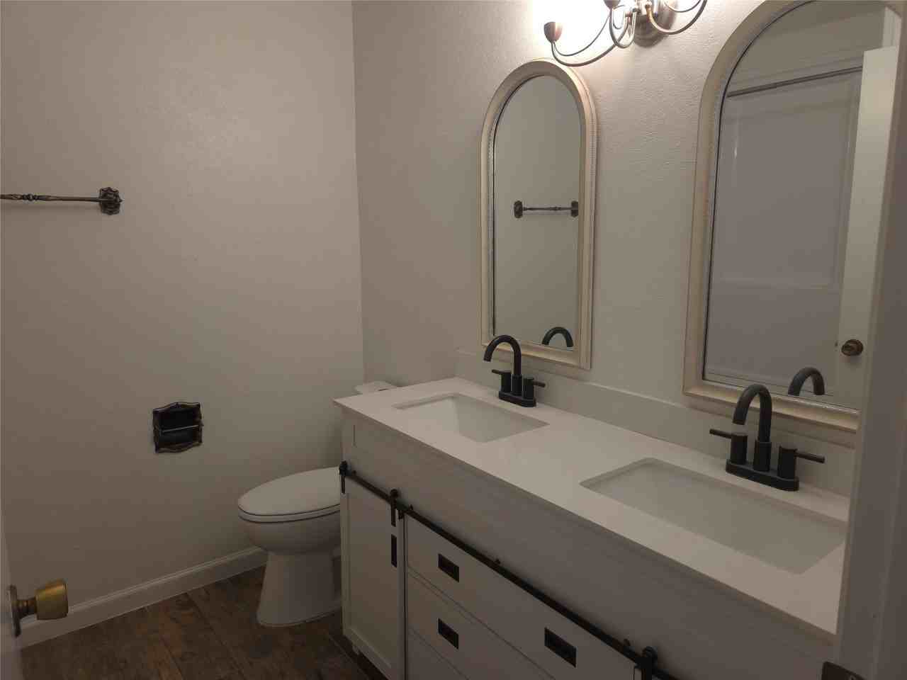 5913 Whispering Ln - Photo 7 of 11