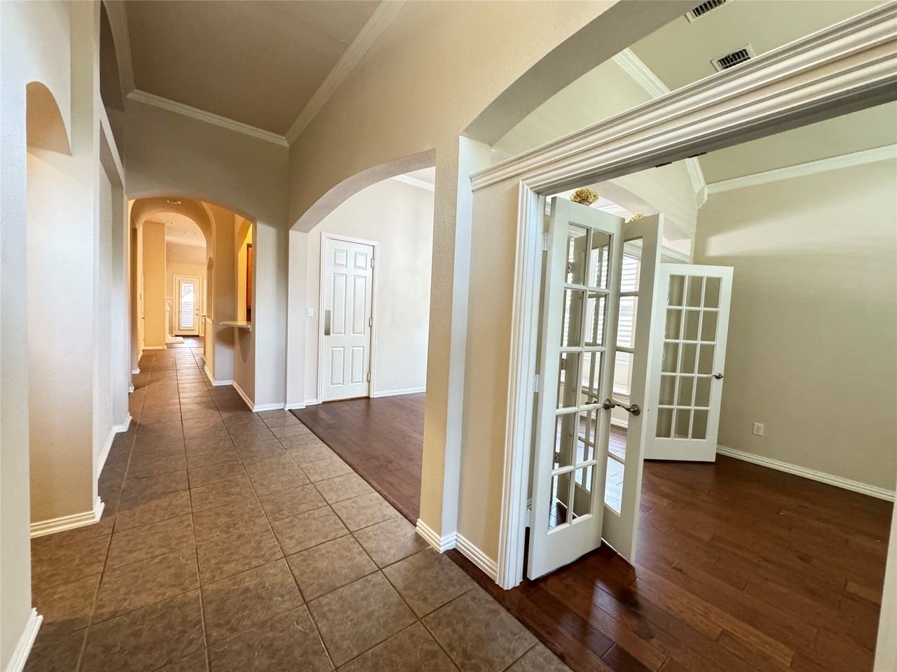 14620 Falling Leaf Dr - Photo 6 of 29