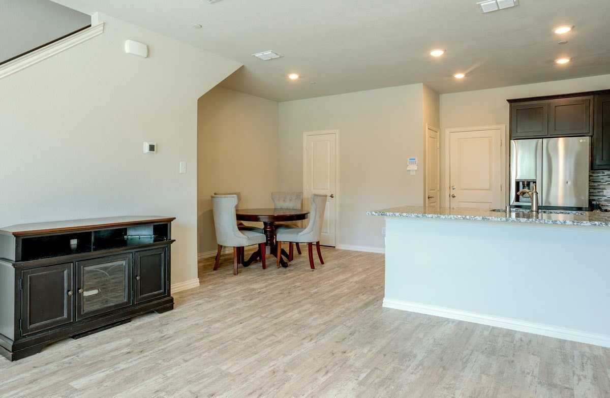 3437 Solana Cir - Photo 3 of 12