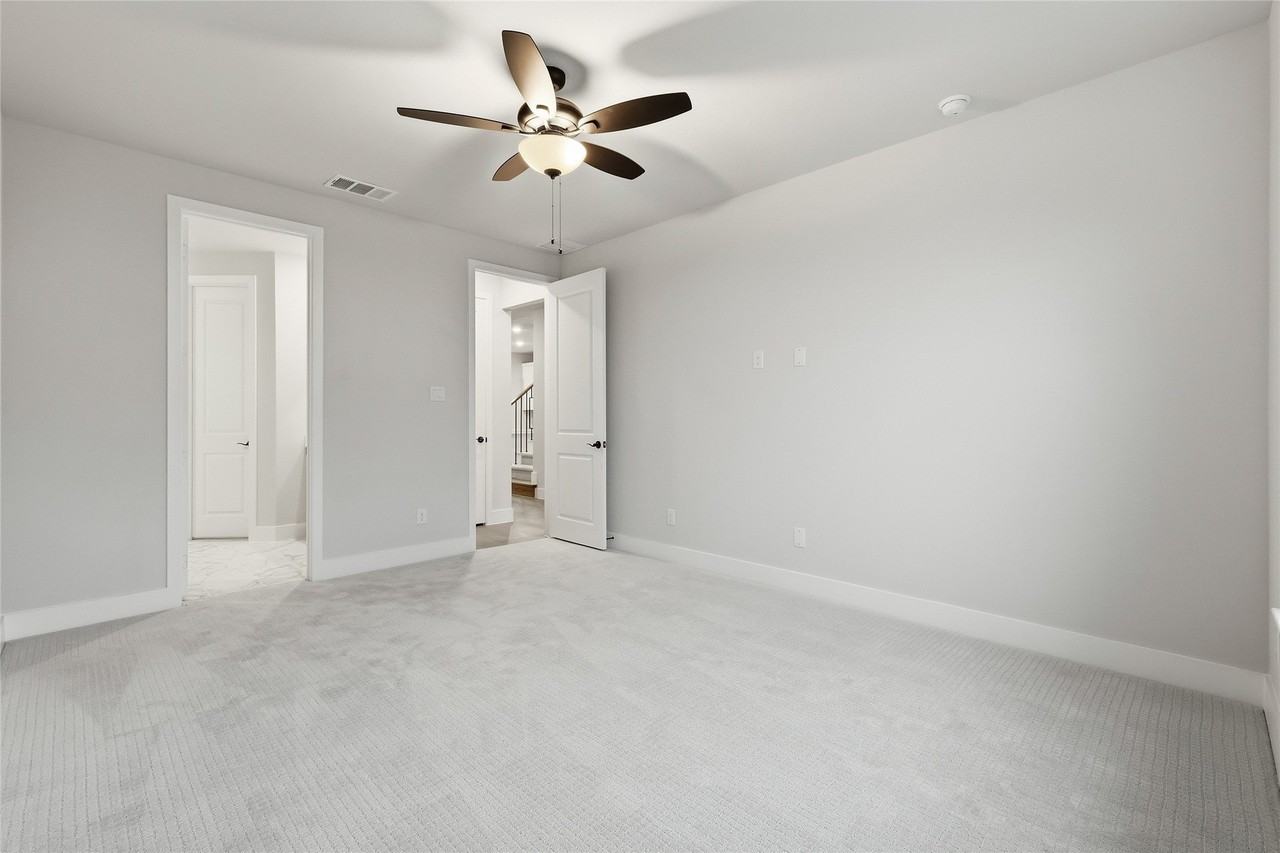 7281 Confetti Ln - Photo 5 of 40