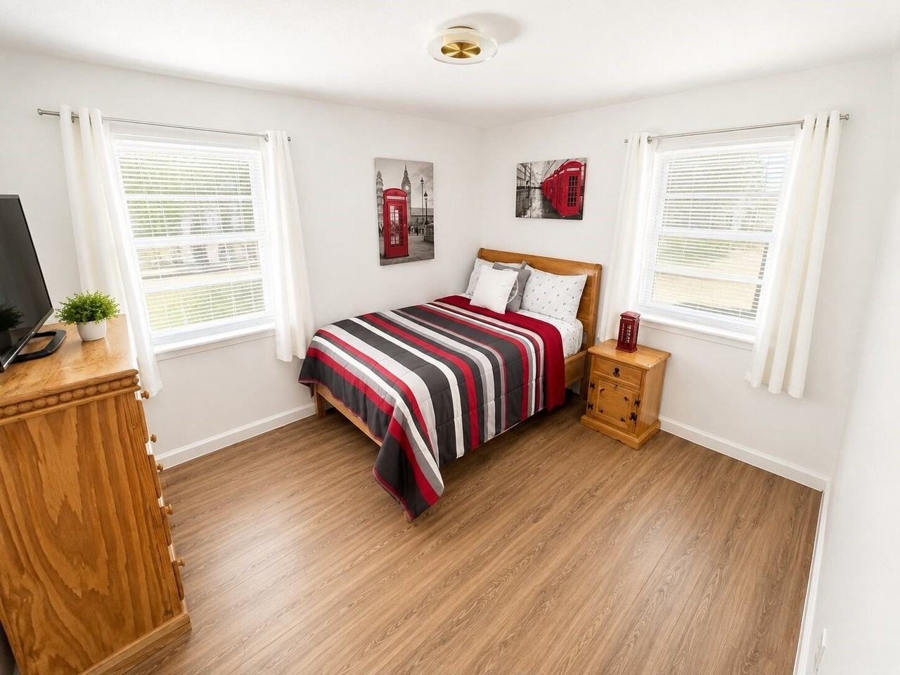 1609 Bradford Pl - Photo 5 of 11