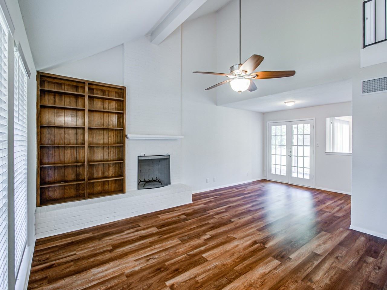 1701 Edge Hill Rd - Photo 2 of 12