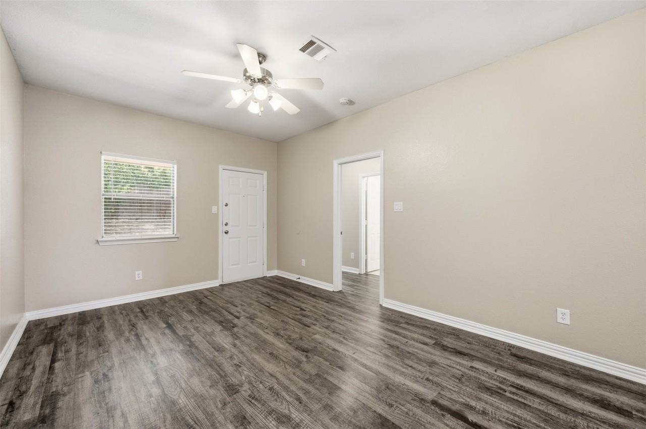 3116 Cherry Ln - Photo 6 of 32
