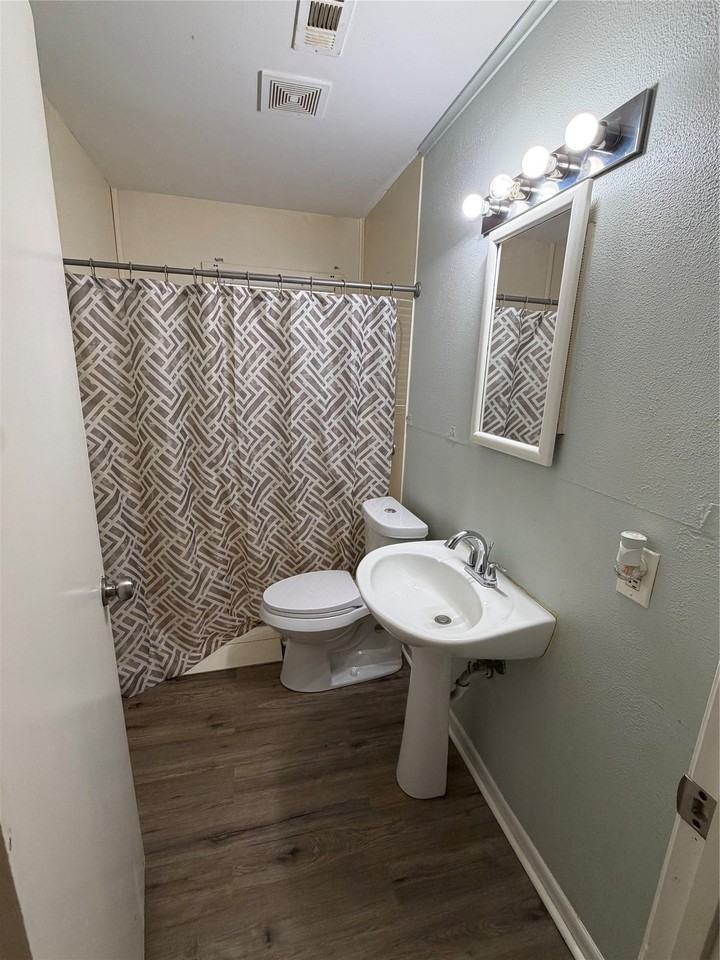 2220 Bella Vista Dr - Photo 7 of 14