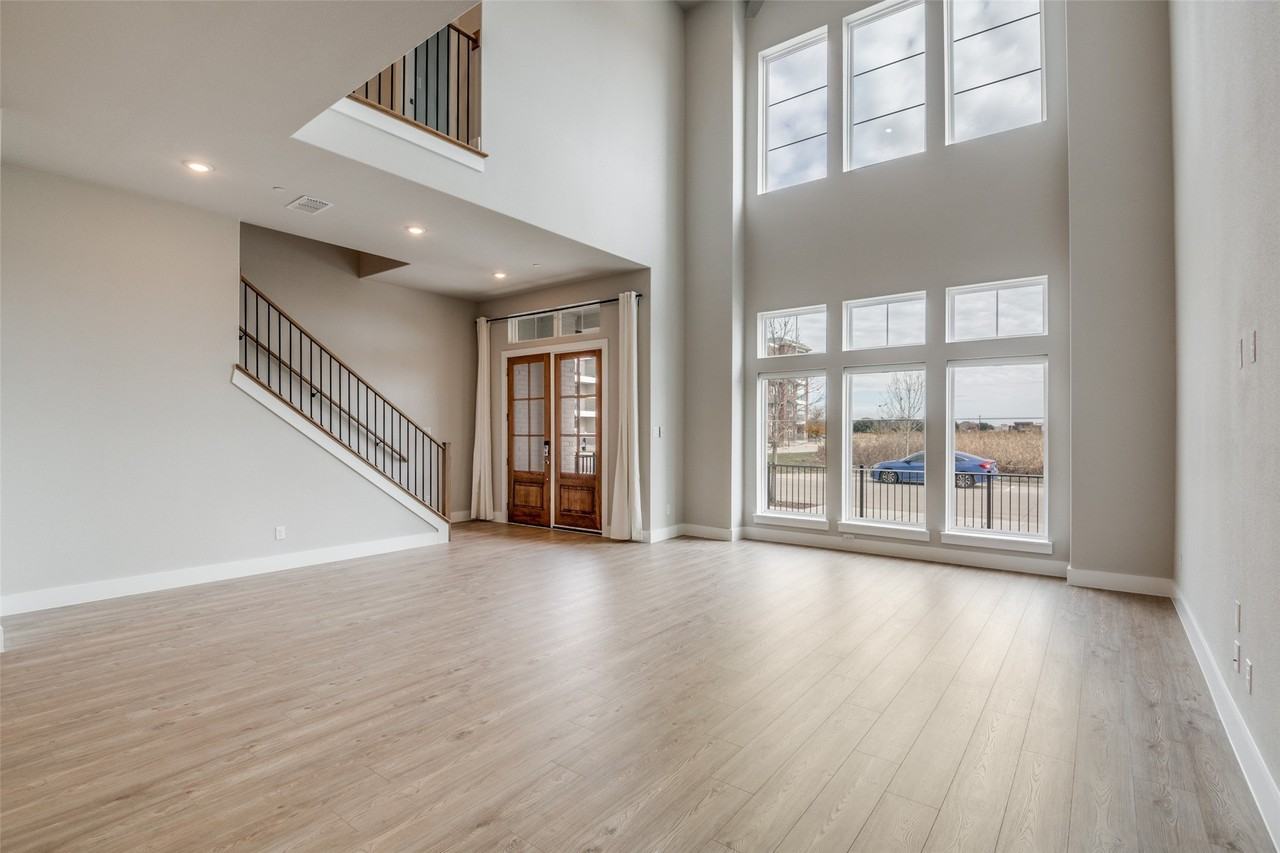 11881 Brubaker Dr - Photo 6 of 26
