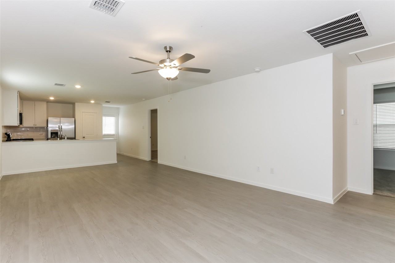15200 Grappling Irons Ln - Photo 5 of 24