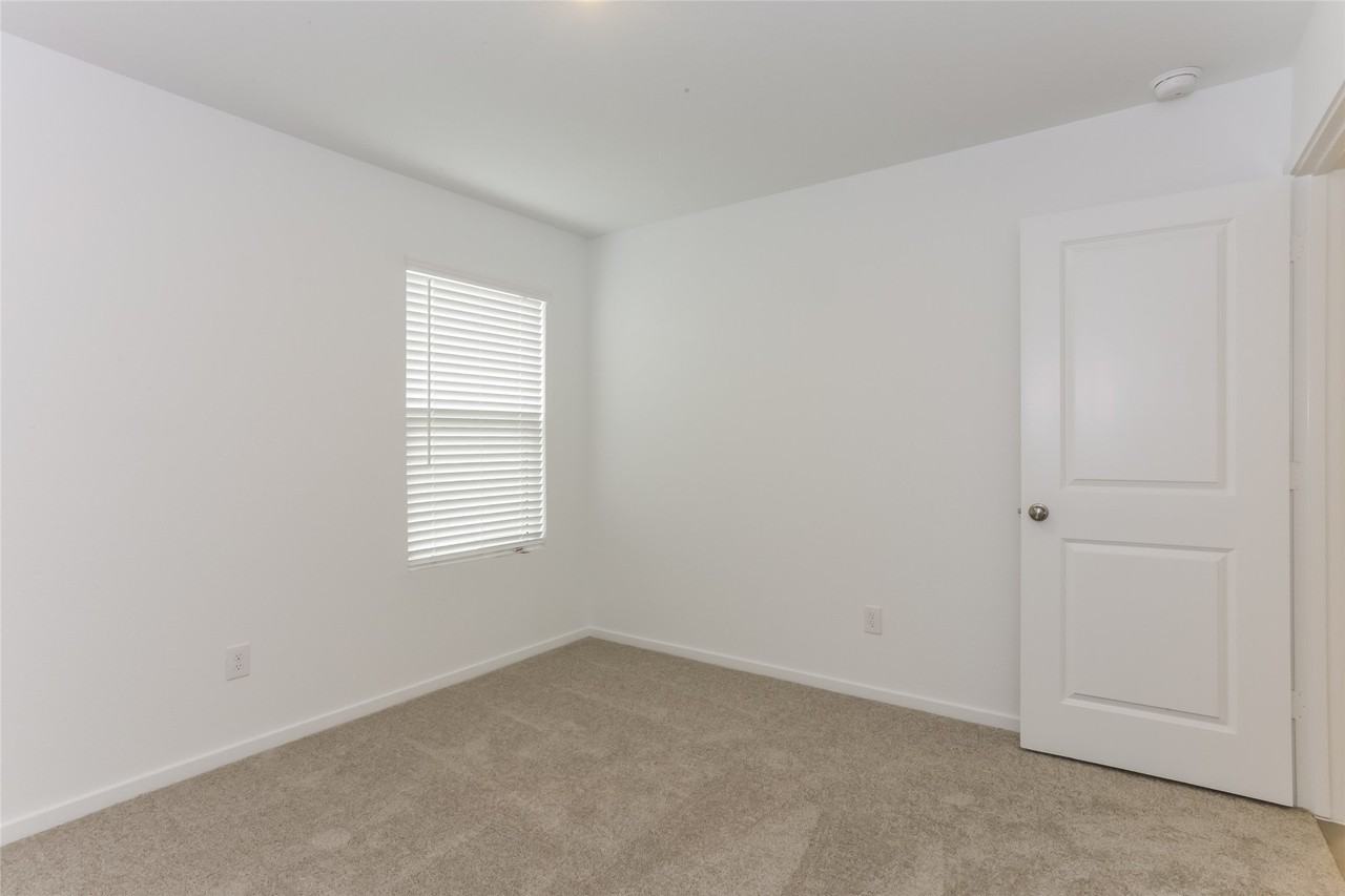 15200 Grappling Irons Ln - Photo 6 of 24