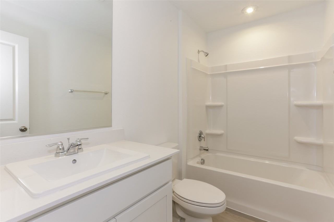 15233 Rangeland Rd - Photo 2 of 25