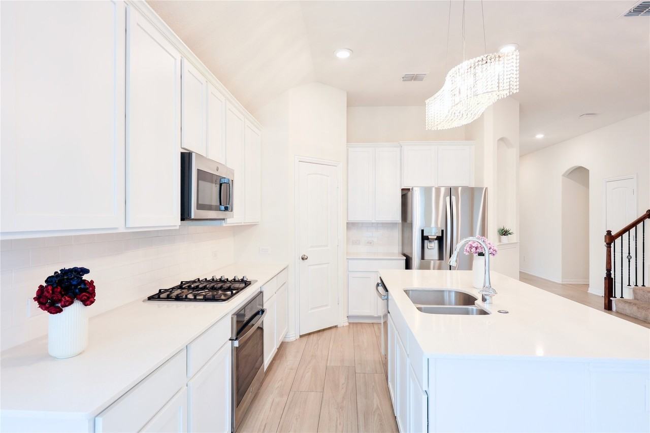 4312 Coffee Mill Rd - Photo 3 of 30