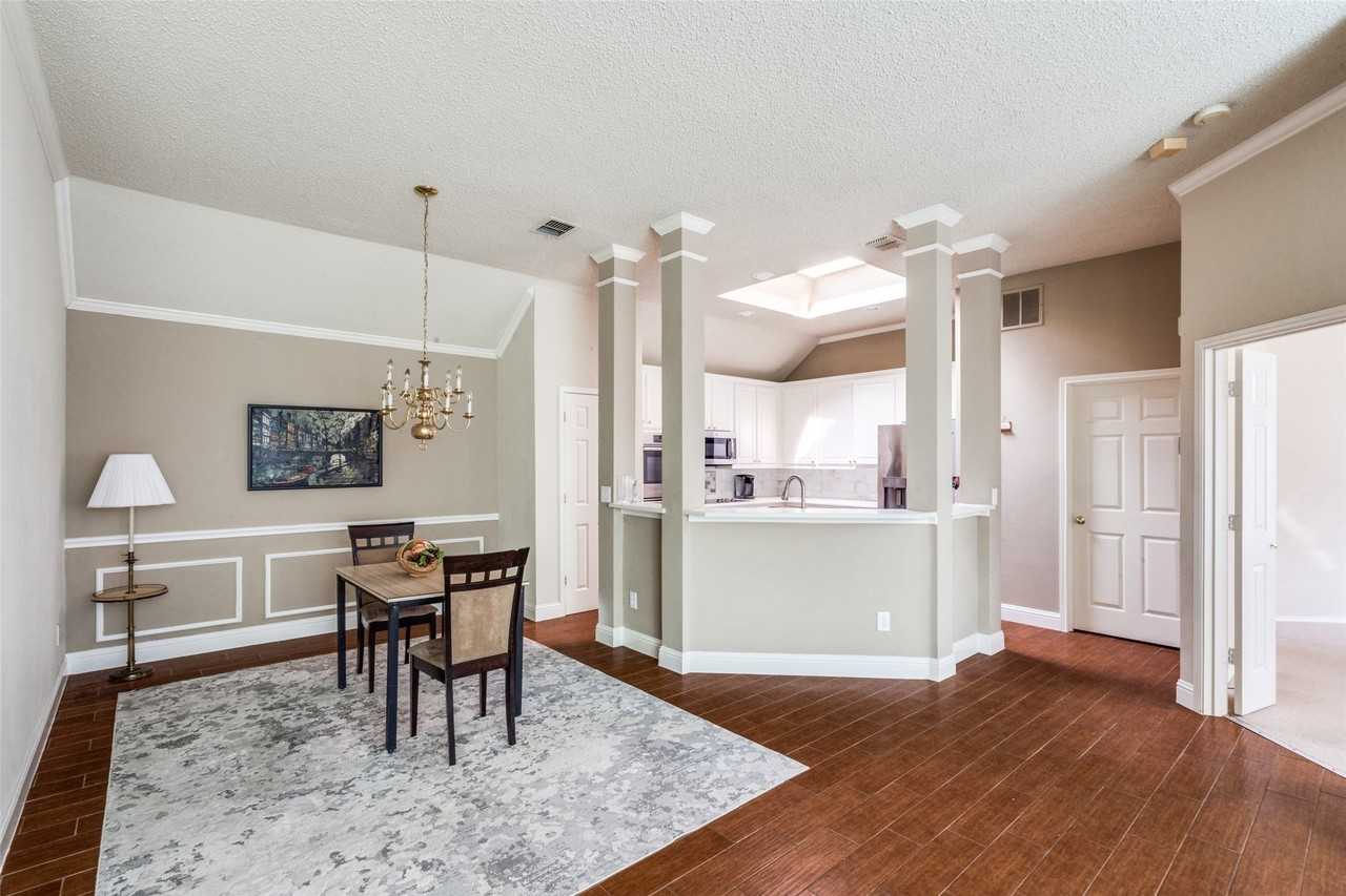 6816 Thorncliff Trl - Photo 4 of 12