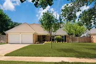 400 Harrington Ln - Photo 1 of 1
