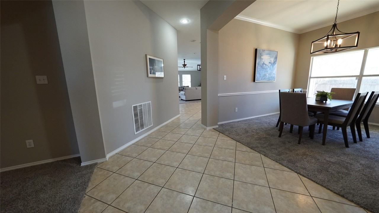 620 Azalea Dr - Photo 2 of 24