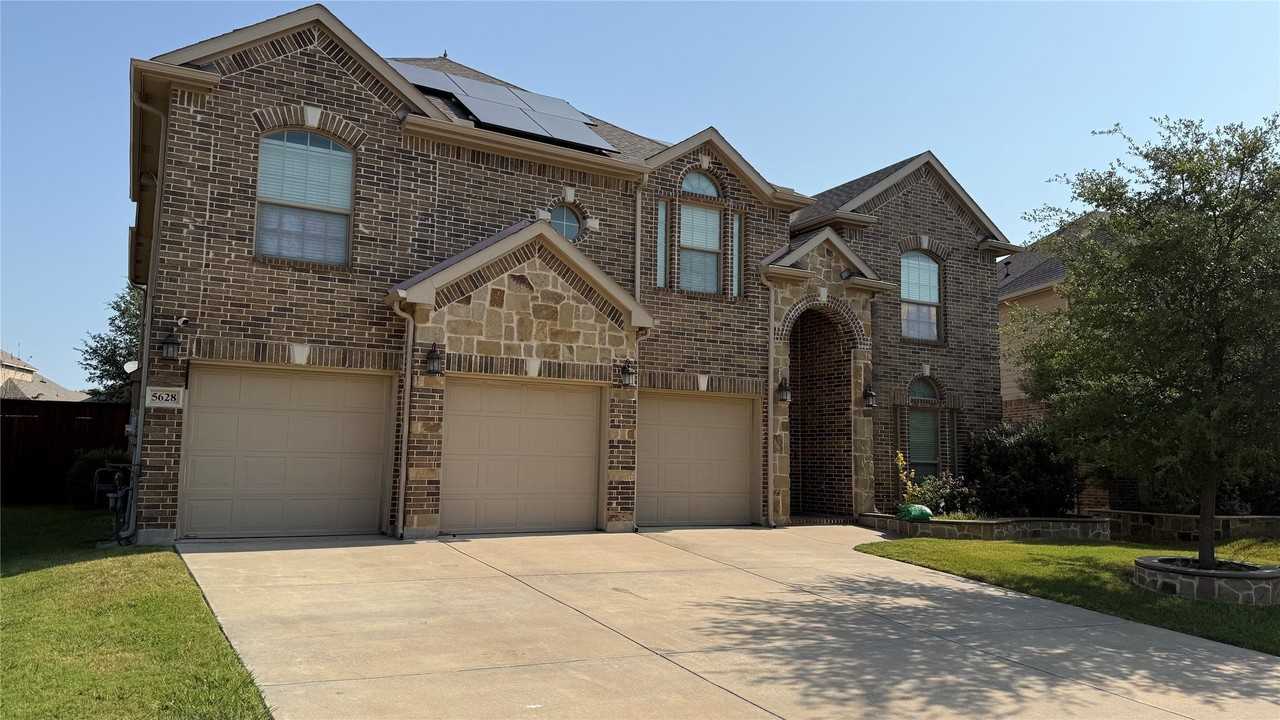 5628 Sleepy Creek Ln - Photo 2 of 30