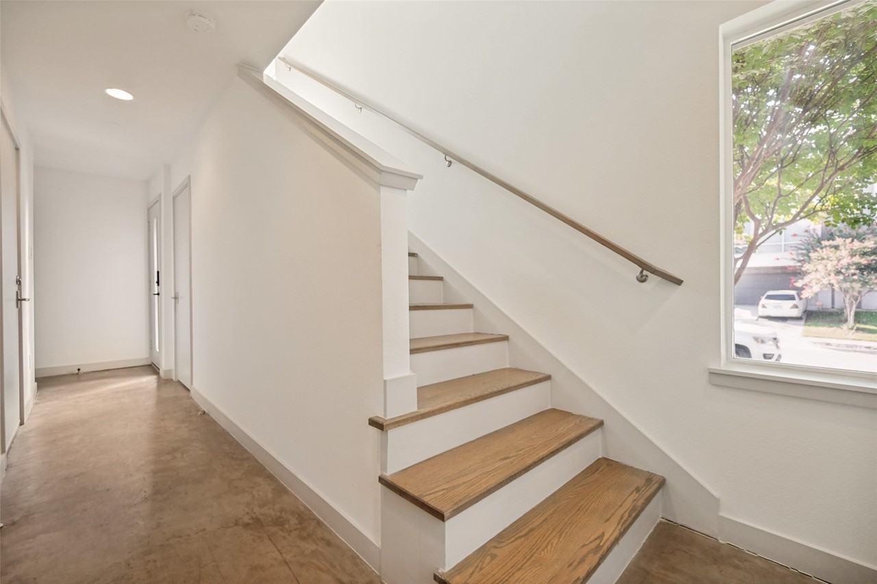 2103 Bennett Ave #60 - Photo 2 of 29
