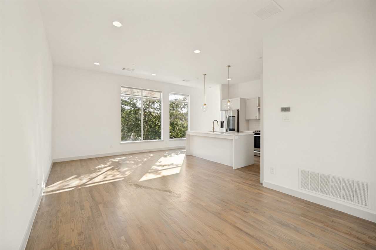 2103 Bennett Ave #60 - Photo 4 of 29