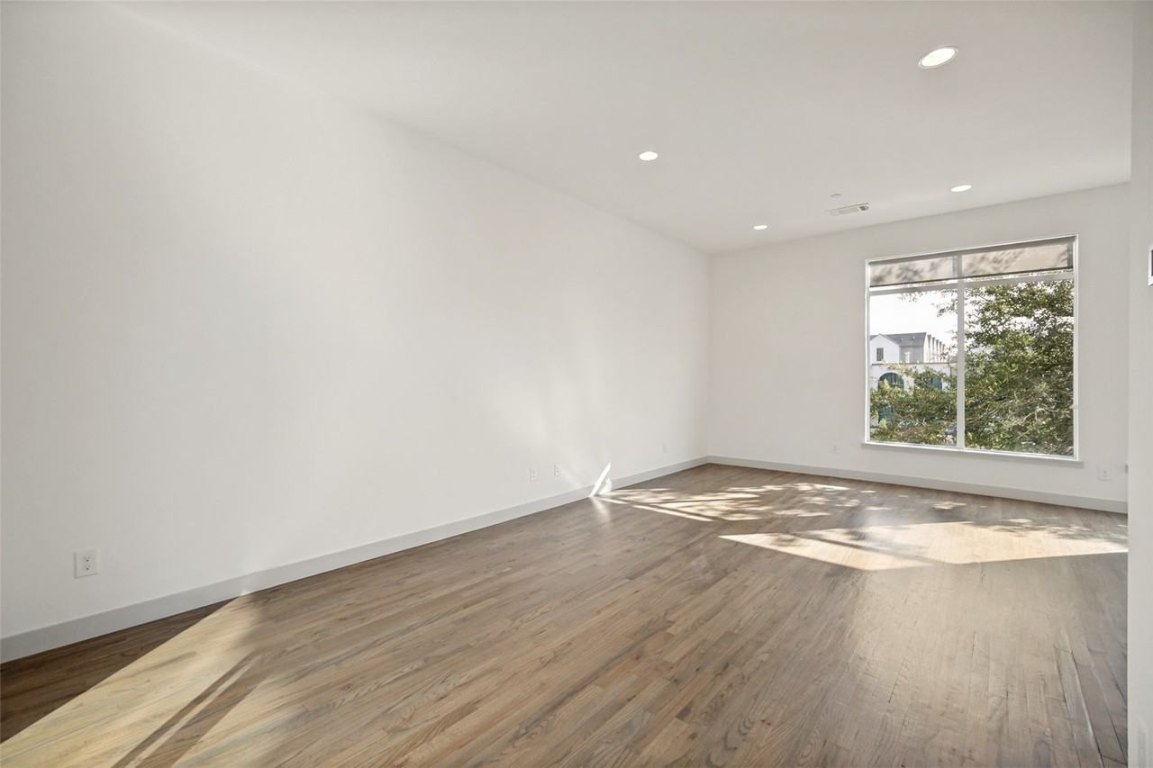 2103 Bennett Ave #60 - Photo 5 of 29