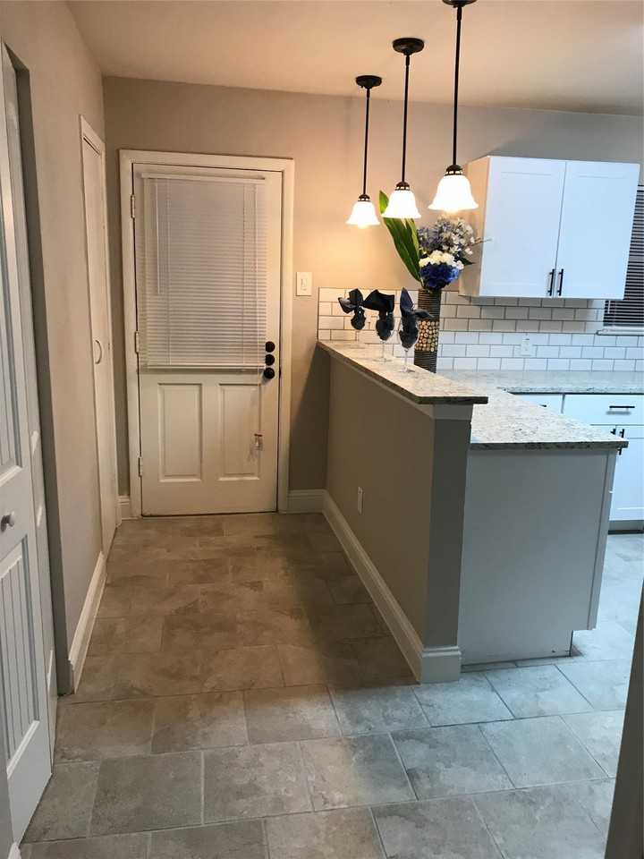 1502 Dale Pl - Photo 6 of 23