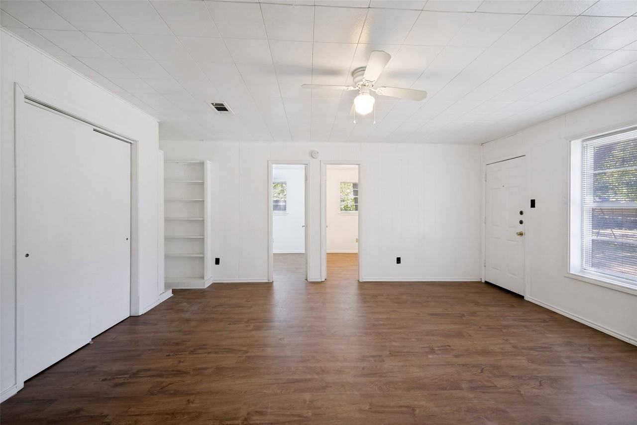 3214 Avon Dr - Photo 5 of 13