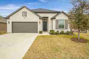 featured image of 1913 Briar Hill Dr