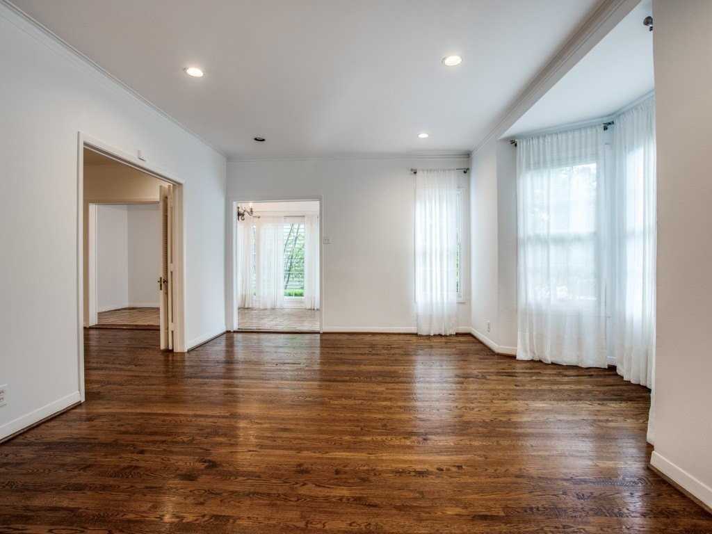 3448 Mockingbird Ln - Photo 4 of 23