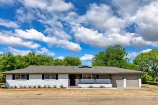 4516 Rolling Hills Dr - Photo 1 of 1