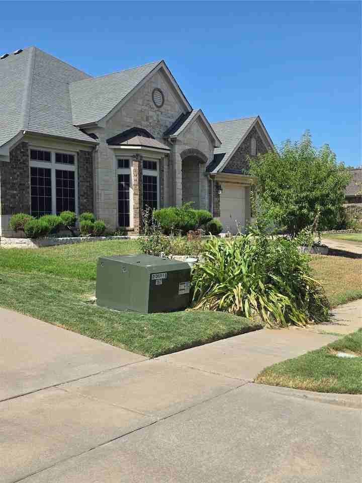 5852 Windy Meadow Ln - Photo 2 of 21