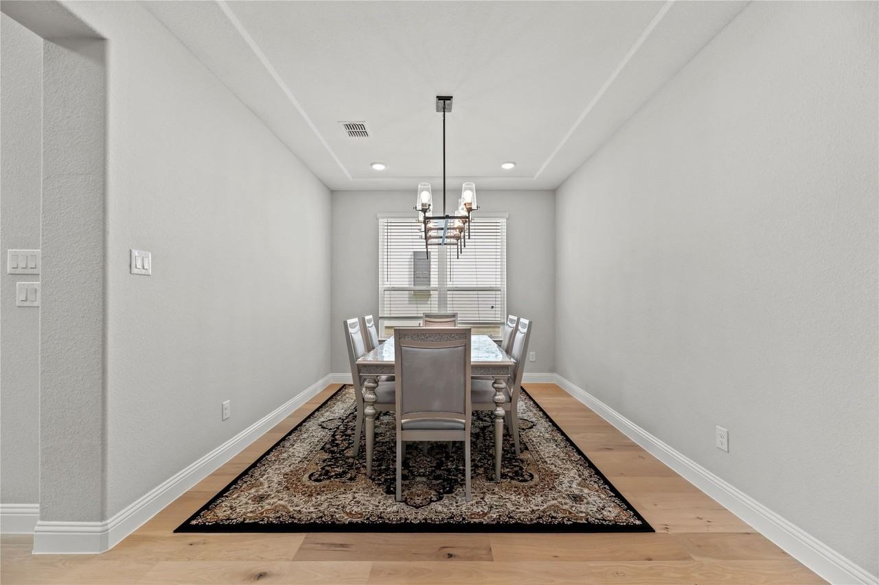 10609 Grayhead Dr - Photo 6 of 25