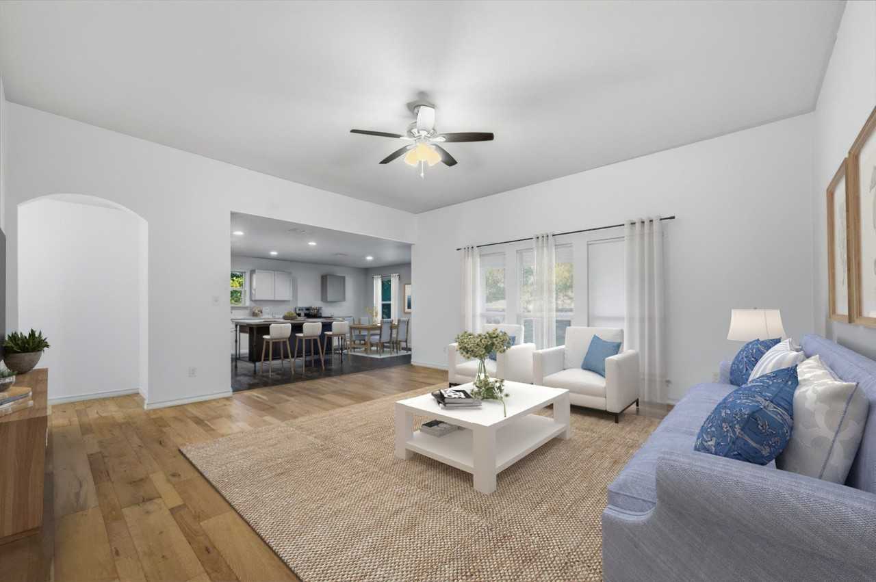 440 Pecan Dr - Photo 4 of 40