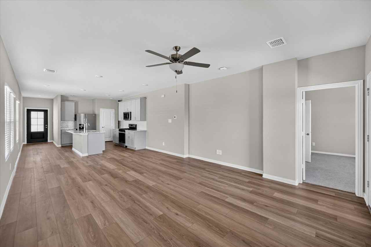 3520 Bridgeport Dr - Photo 2 of 29