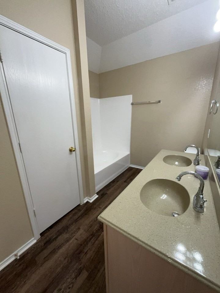 1509 Killdee Ct - Photo 4 of 8