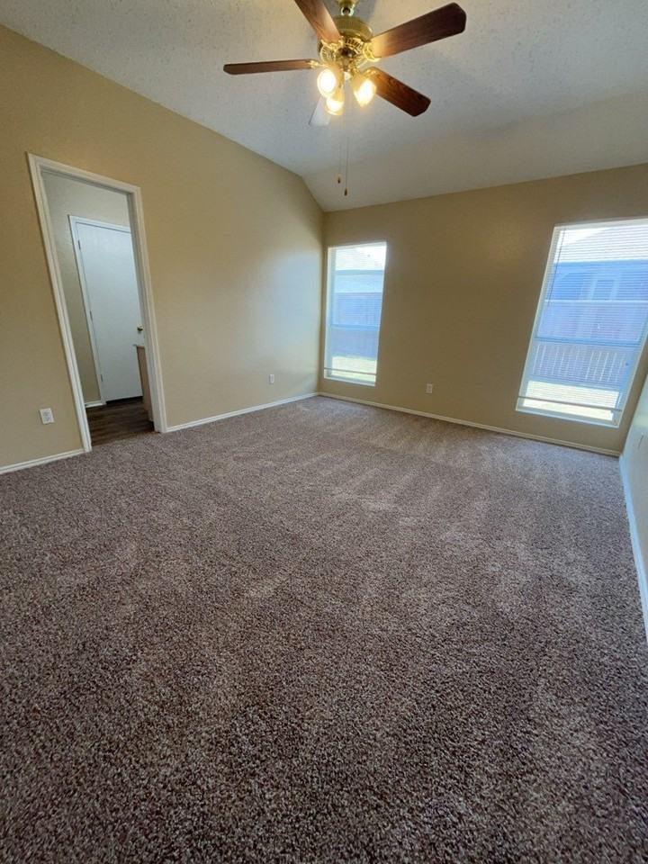 1509 Killdee Ct - Photo 6 of 8