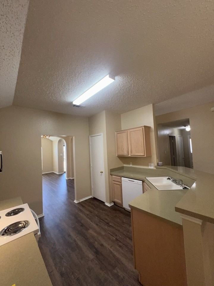 1509 Killdee Ct - Photo 7 of 8