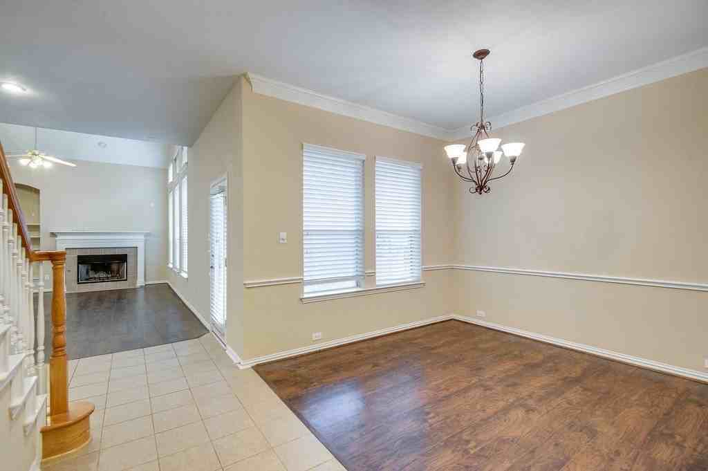 613 Caribou Way - Photo 6 of 32