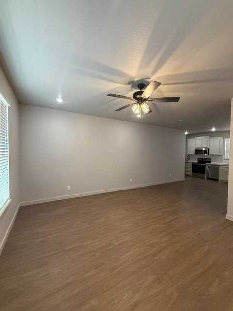2325 Meadowbrook Dr - Photo 3 of 17