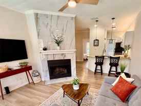4800 W Lovers Ln #111 - Photo 1 of 1