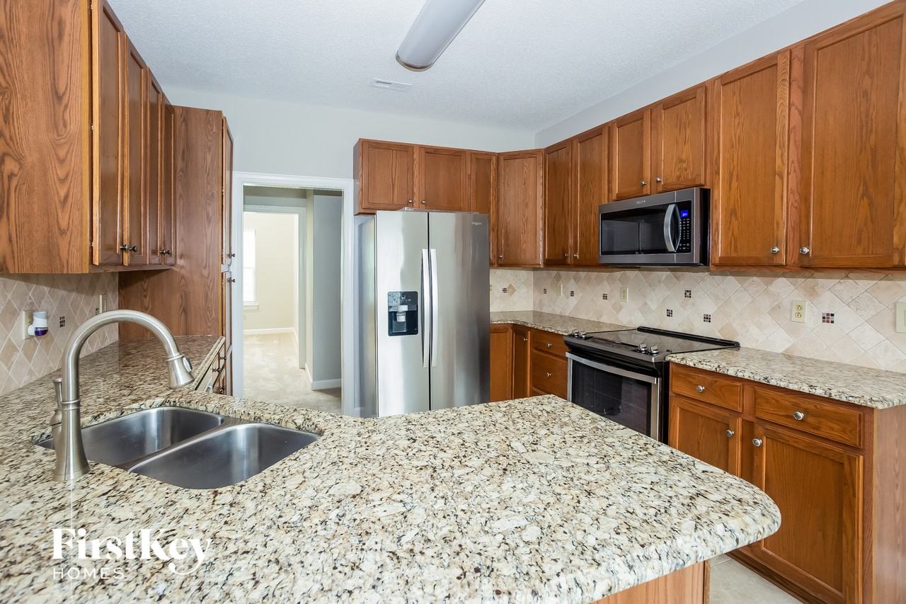3206 Manchester Ave - Photo 7 of 15