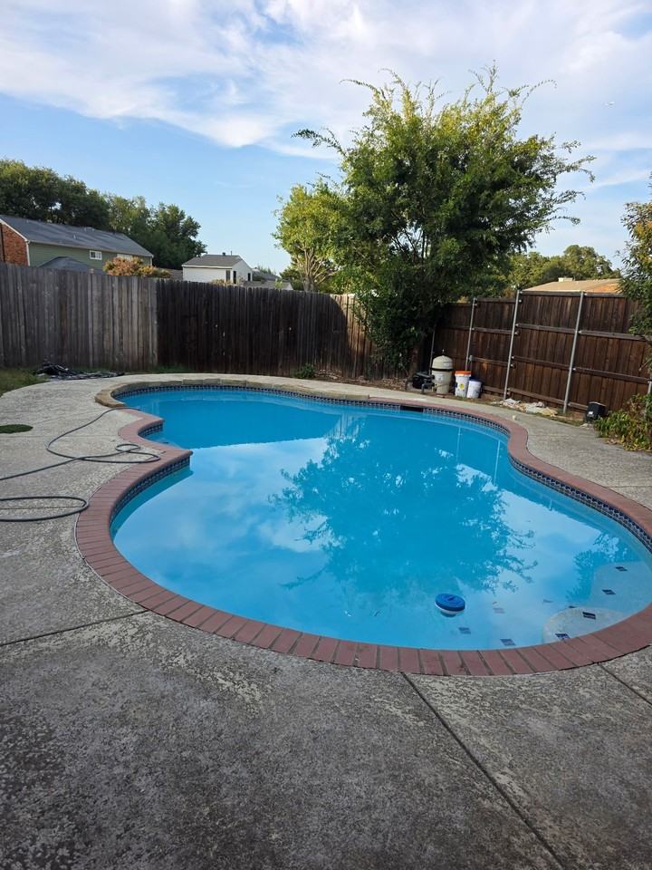 1369 Colby Dr - Photo 2 of 30