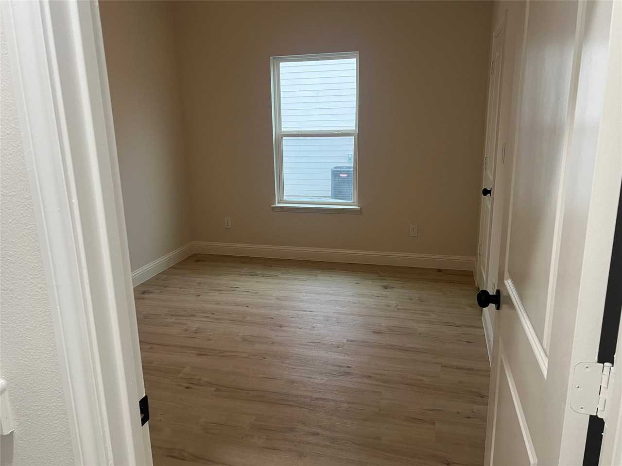 4441 Wayside Ave - Photo 7 of 18