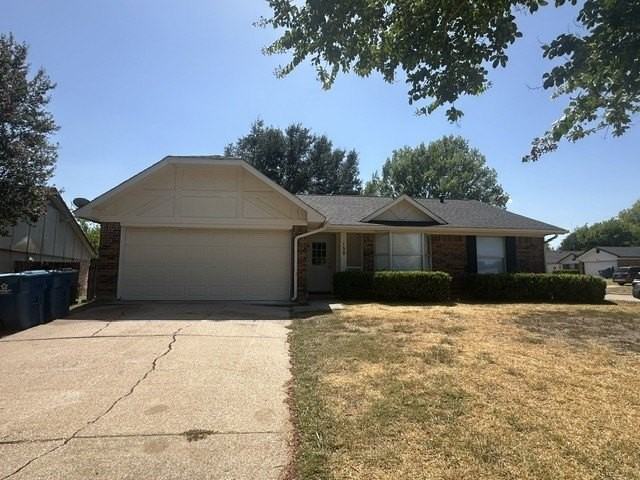 158 Brockway Dr - Photo 2 of 28