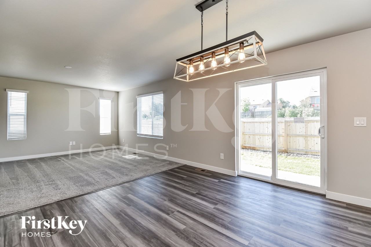 10093 Luneth Dr - Photo 3 of 16