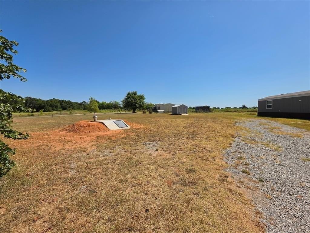 8607 N Bryan Rd - Photo 4 of 22