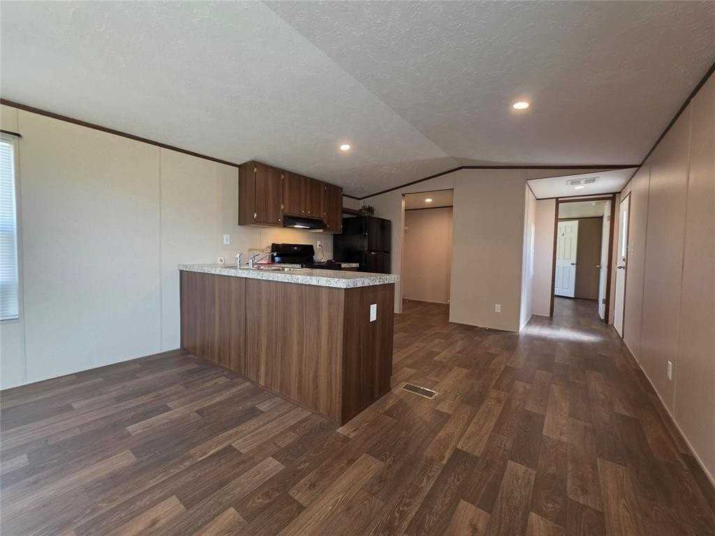8607 N Bryan Rd - Photo 7 of 22