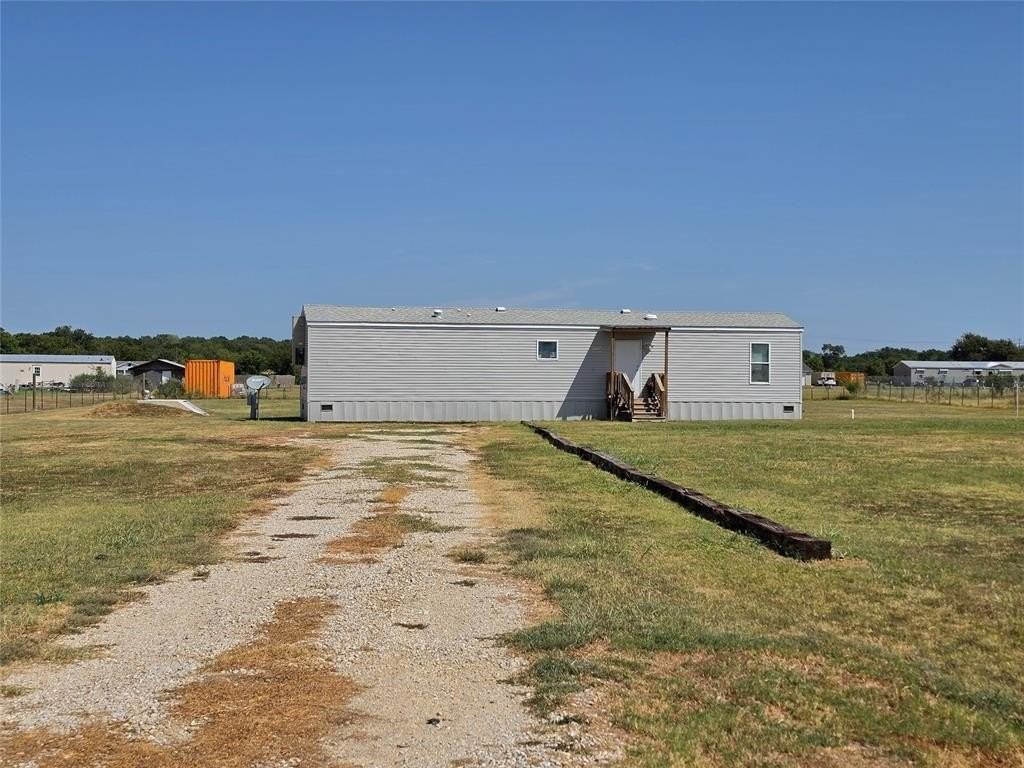 120 Sooner Rd - Photo 4 of 28